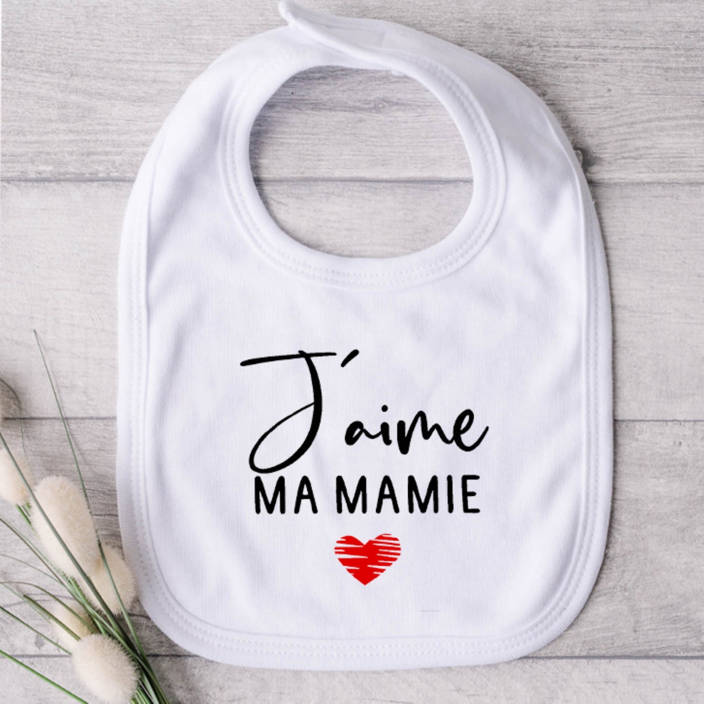 Bavoir pour bébé - MAMIE - J'aime ma mamie (v2511)