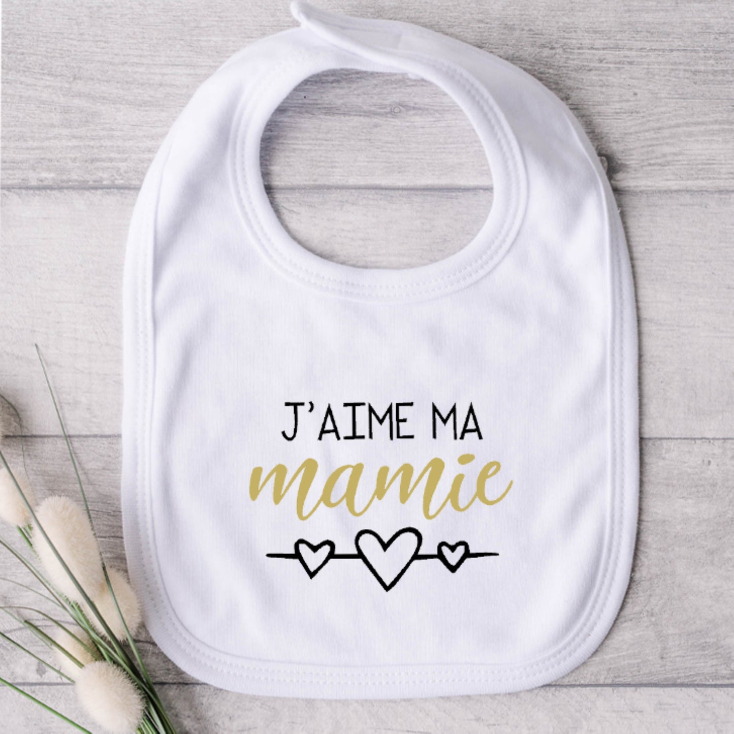Bavoir pour bébé - MAMIE - J'aime ma mamie (v2508)