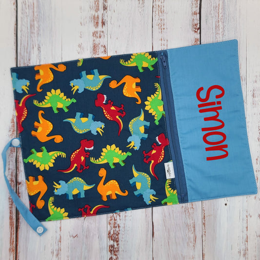 Napperon personnalise (Couleur d'impression au choix) - Animaux - Dinosaures de couleurs - Pochette bleue