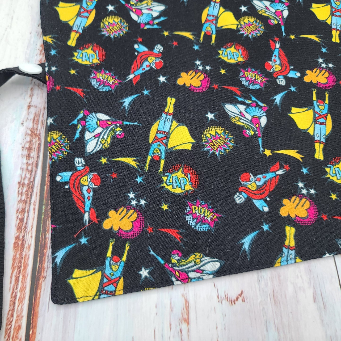 Napperon personnalise (Couleur d'impression au choix) - Superhéros - Pochette noire