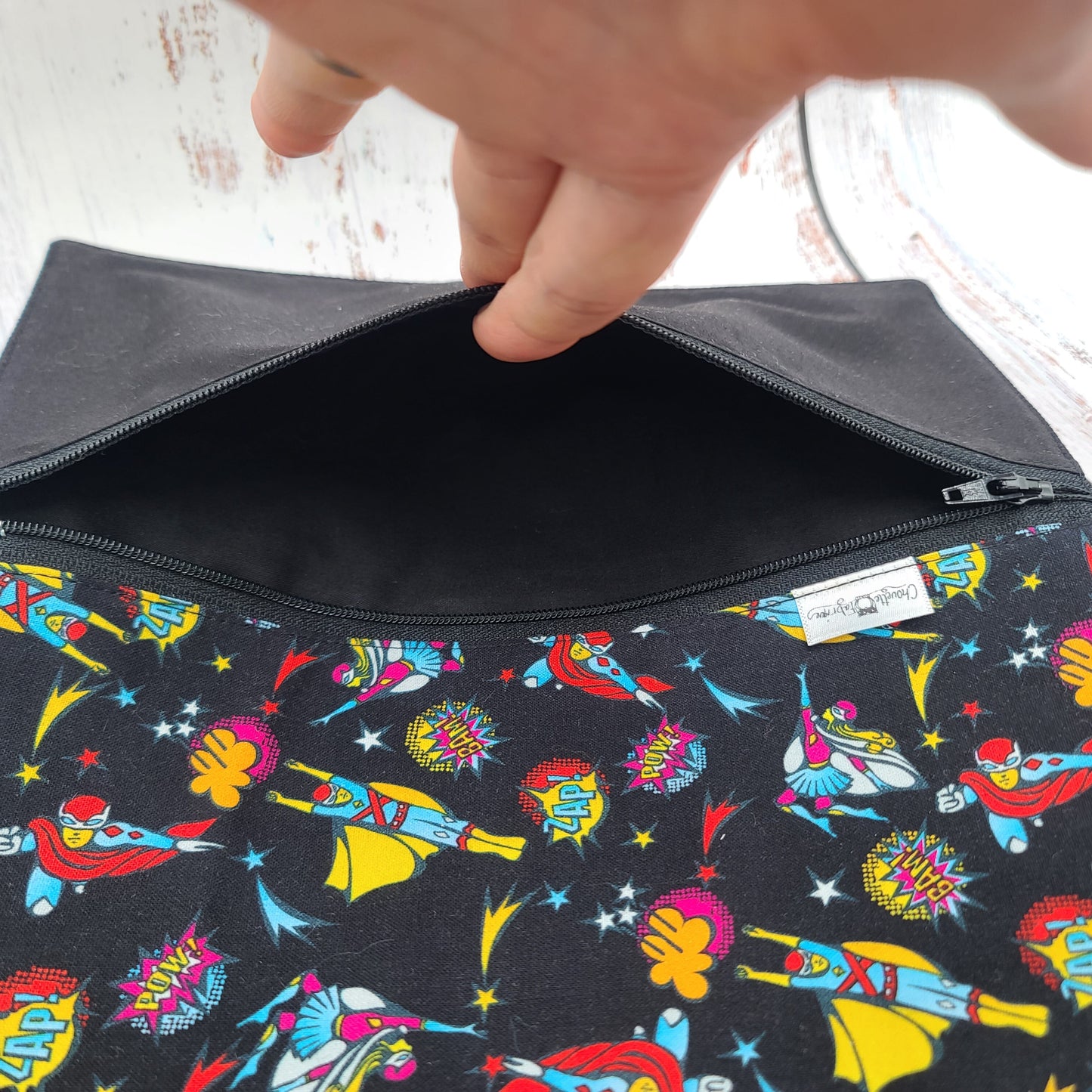 Napperon personnalise (Couleur d'impression au choix) - Superhéros - Pochette noire