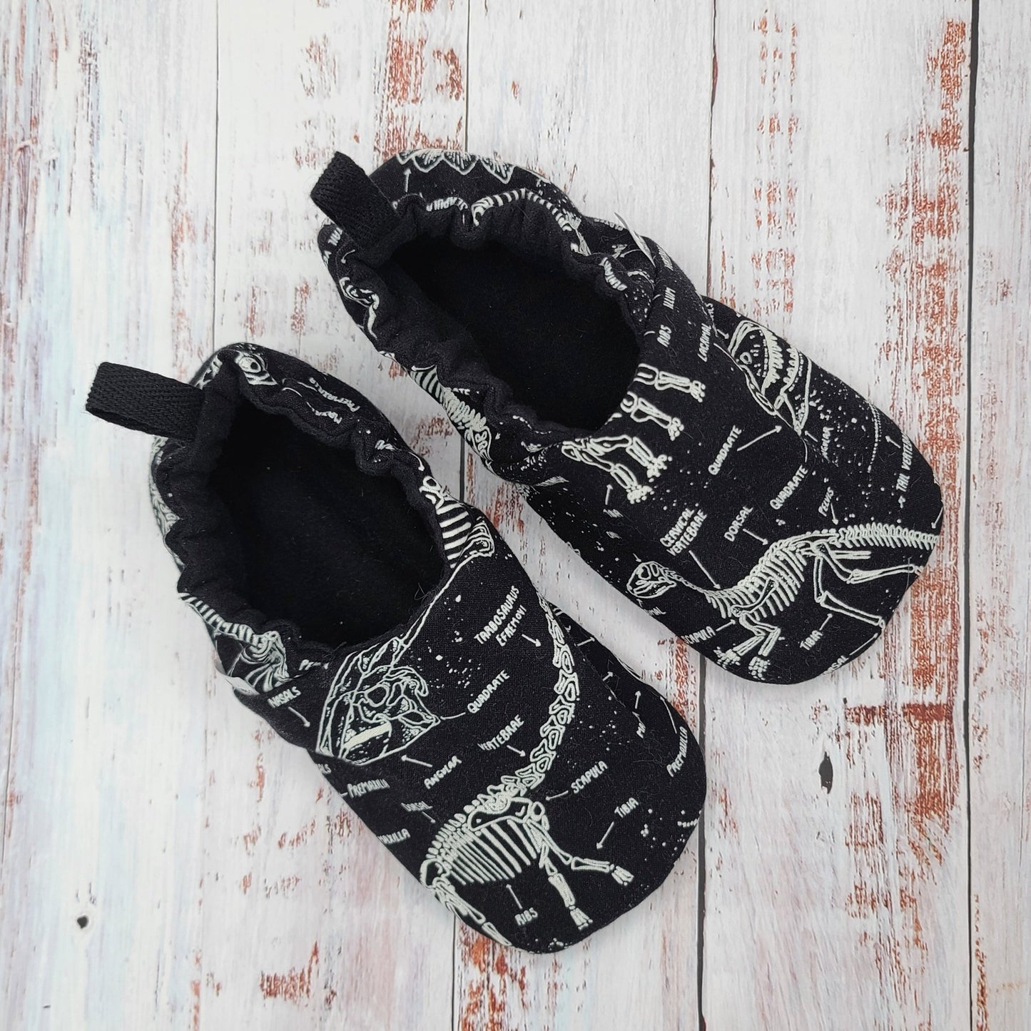 Pantoufles - Enfants - Fossiles Dinosaures (Motifs "GLOW IN THE DARK")