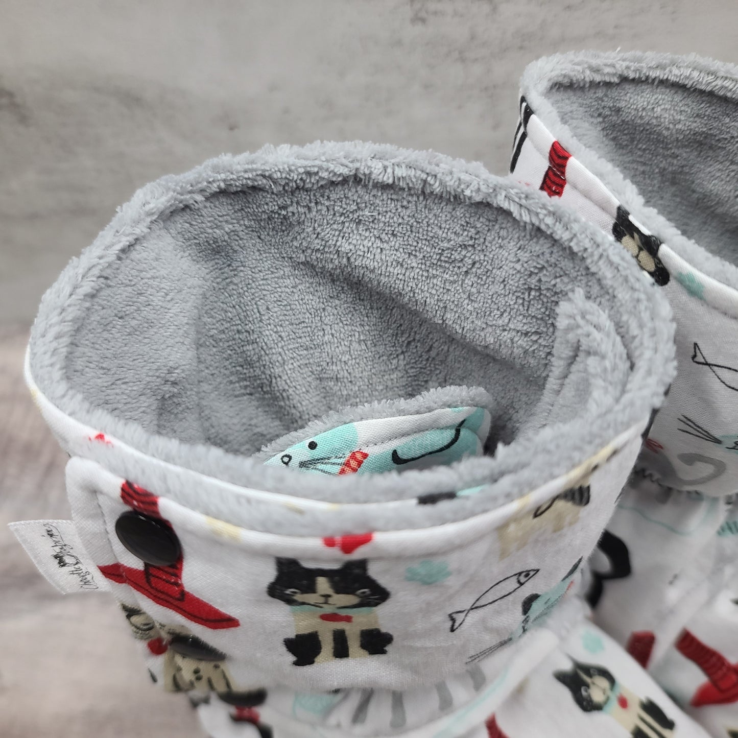 Pantoufles "Wrap" - Adultes - Hautes avec boutons à pression - Chats