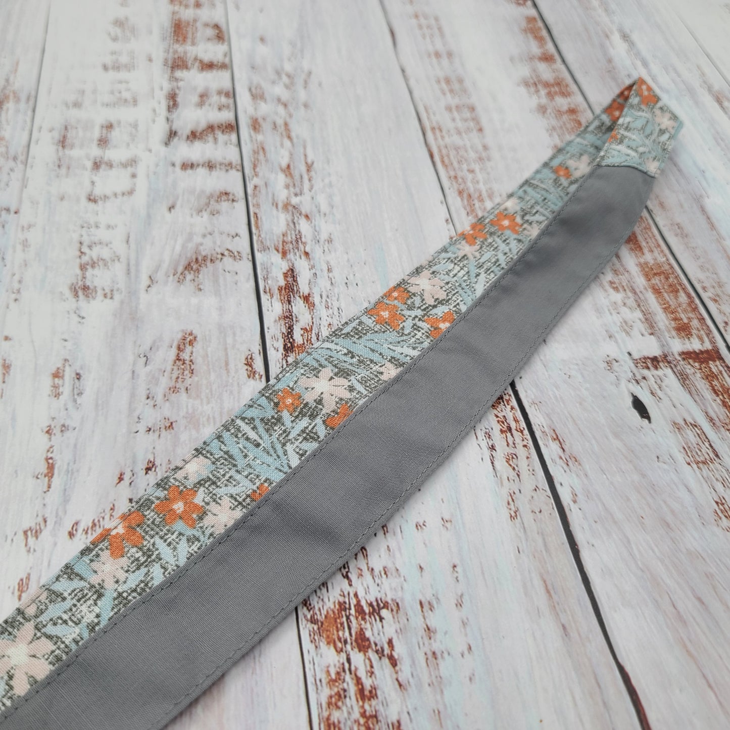 Porte-clé personnalisé (Prénom, Nom, Petite pensée, Enseignants, Merci) - Dragonne - Fleurs Orange/Bleu/Taupe/Gris