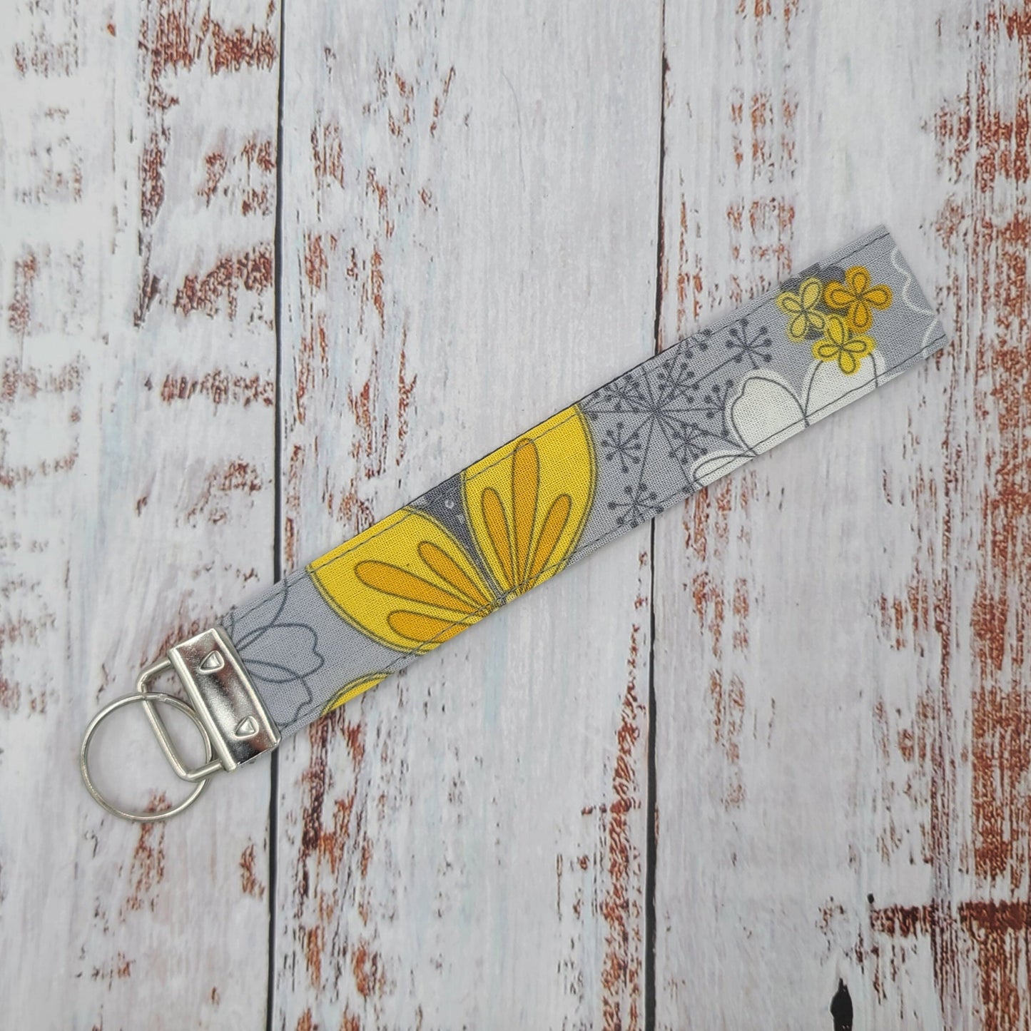 Porte-clé - PERSONNALISÉ - Dragonne - Poignet - Fleurs Jaunes et Grises - Bande grise foncée