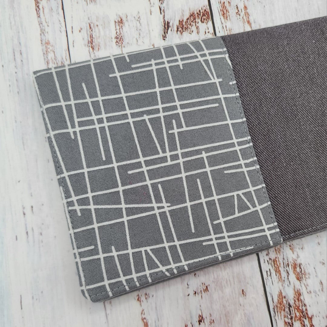 Protège-carnet de santé - Vaccination - Personnalisé - Bâtonnets/Sticks - Denim Gris