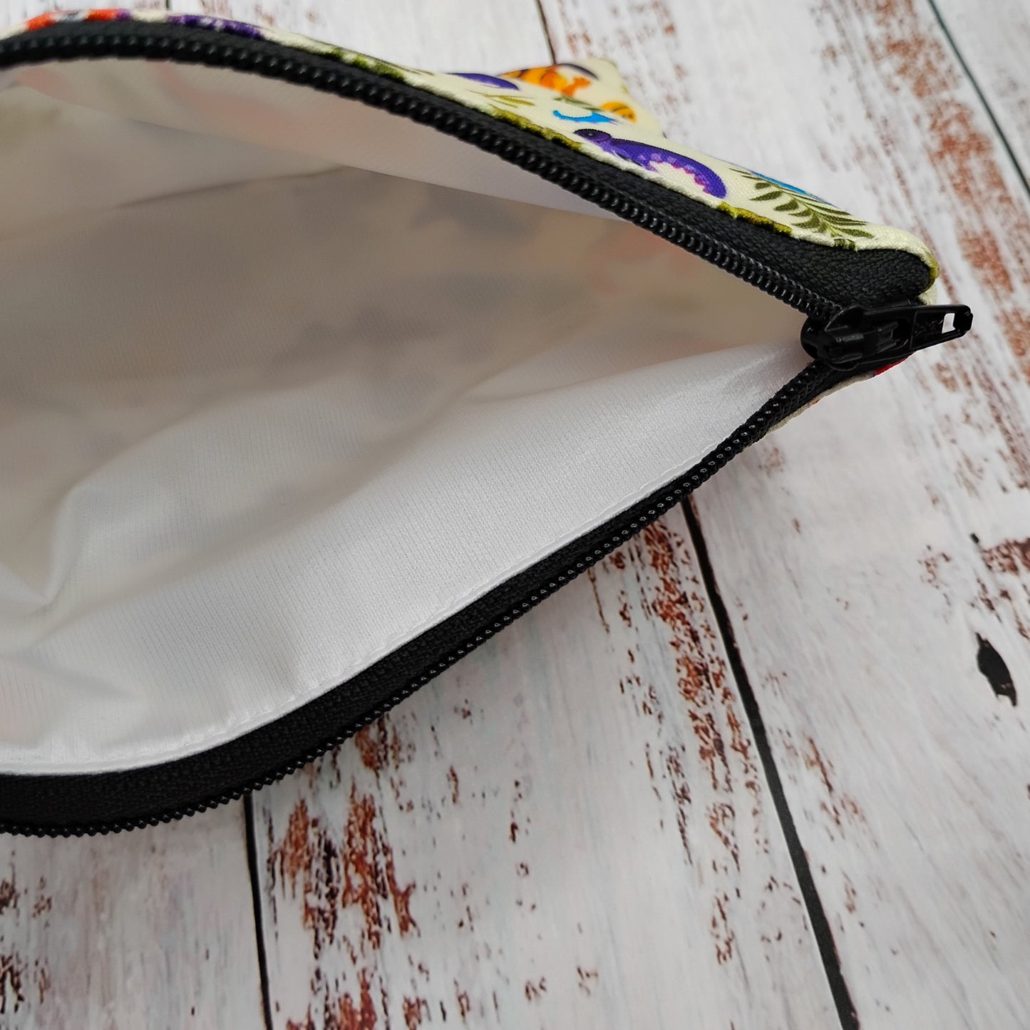 Sac réutilisable pour collation ou sandwich – Animaux - Dinosaures en planches à roulettes