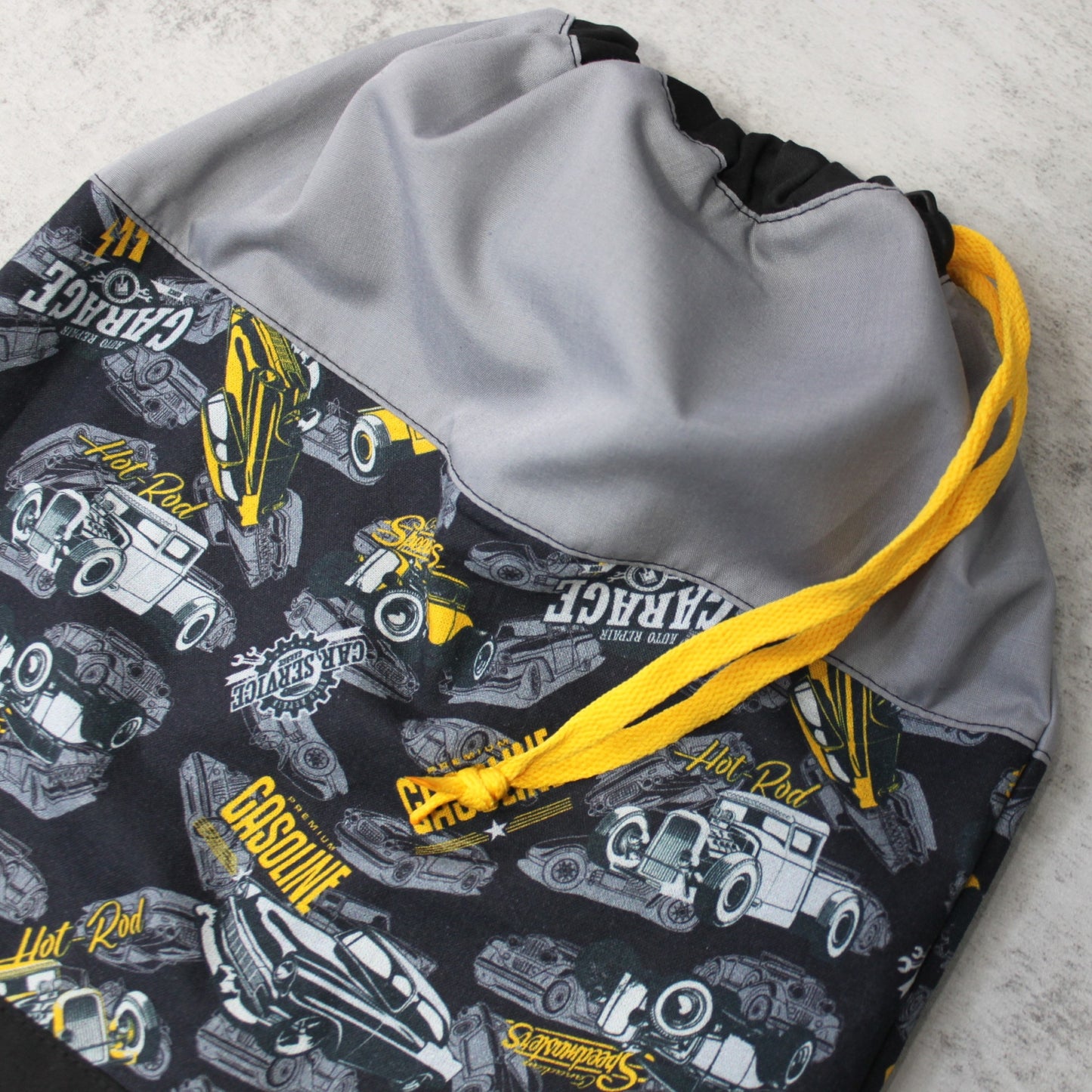 Sac de sport ou à souliers - Personnalisé - Voitures anciennes - Hotrod (Gris et jaune)