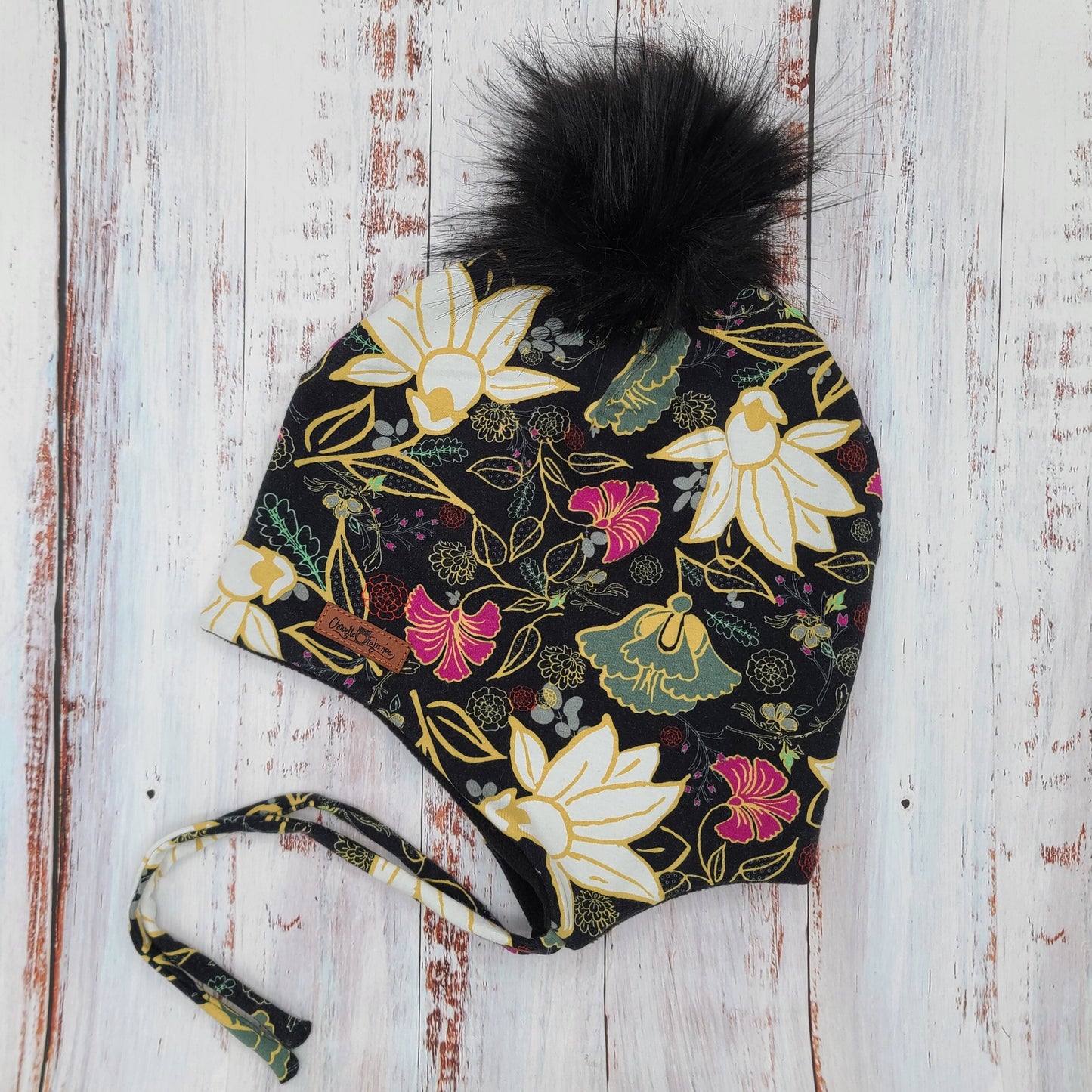 ADULTE - Tuque Hiver (POLAR) Pompon amovible - Motifs Or, blanc et fuchsia sur fond noir