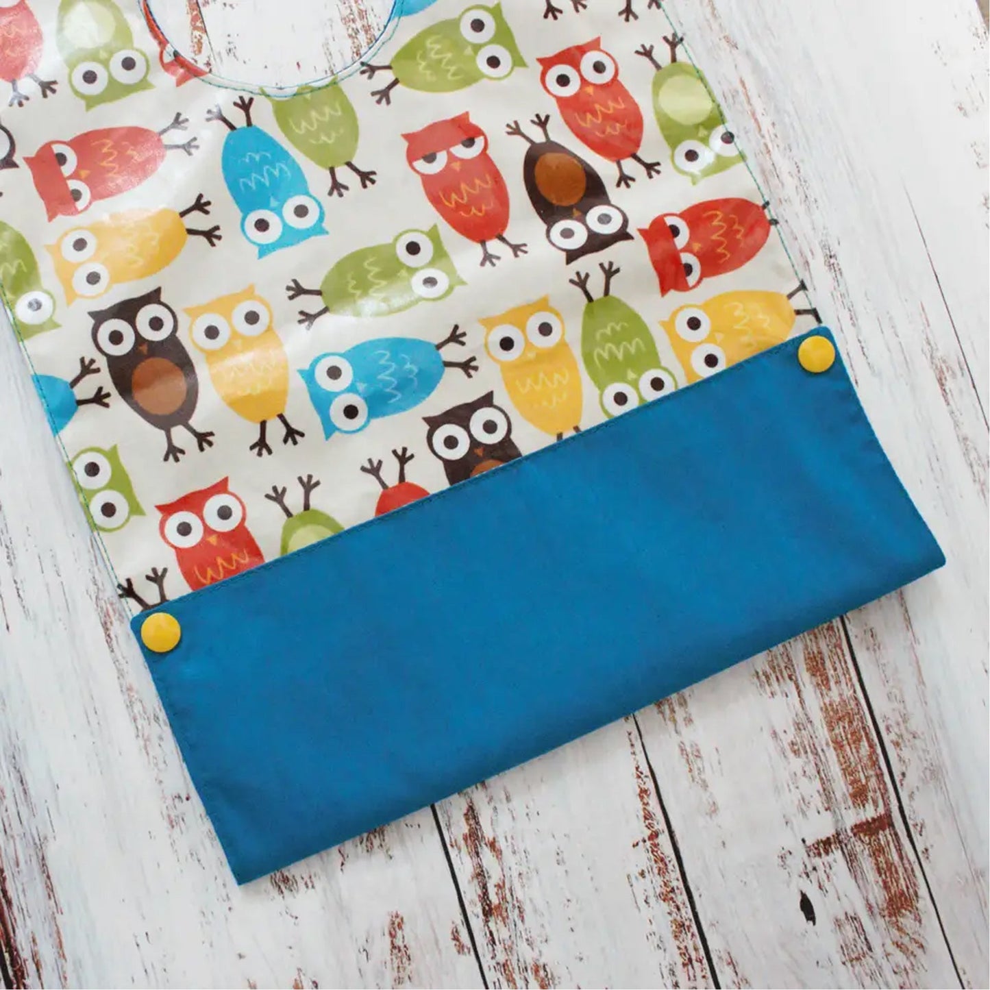 Bavoir en coton laminé – Hiboux