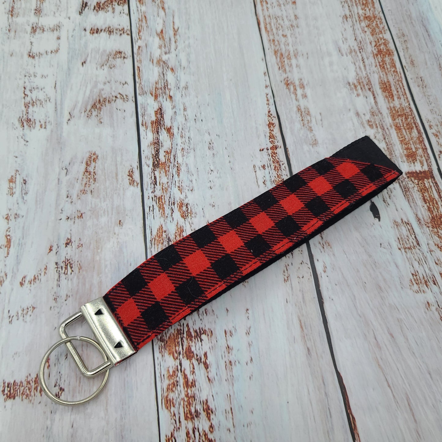 Porte-clé - PERSONNALISÉ - Dragonne - Poignet - Carreaux Noirs/Rouges - Bande noire