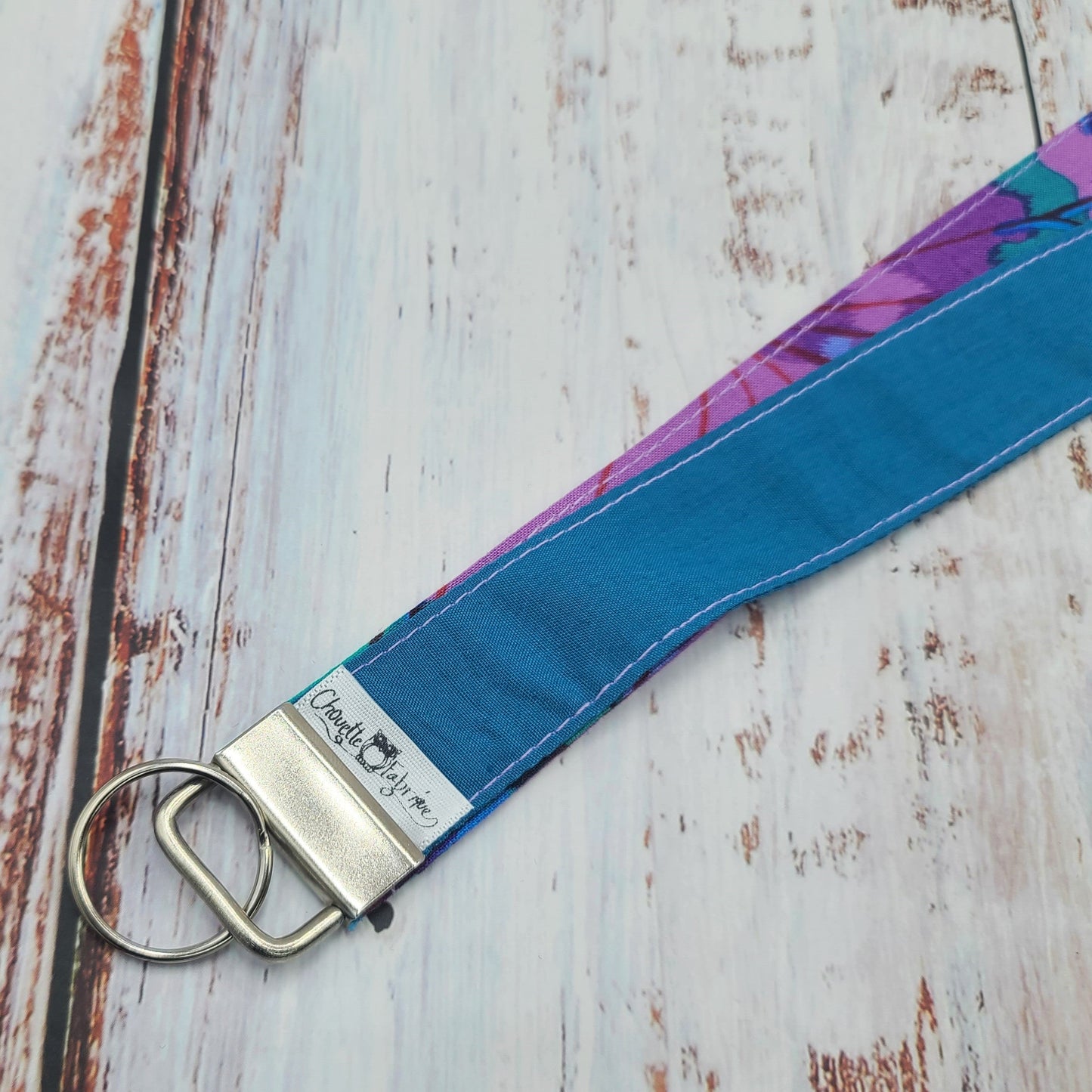 Porte-clé personnalisé (Prénom, Nom, Petite pensée, Enseignants, Merci) - Dragonne - Fleurs Lilas/Violet/Teal/Fuchsia - Bande teal