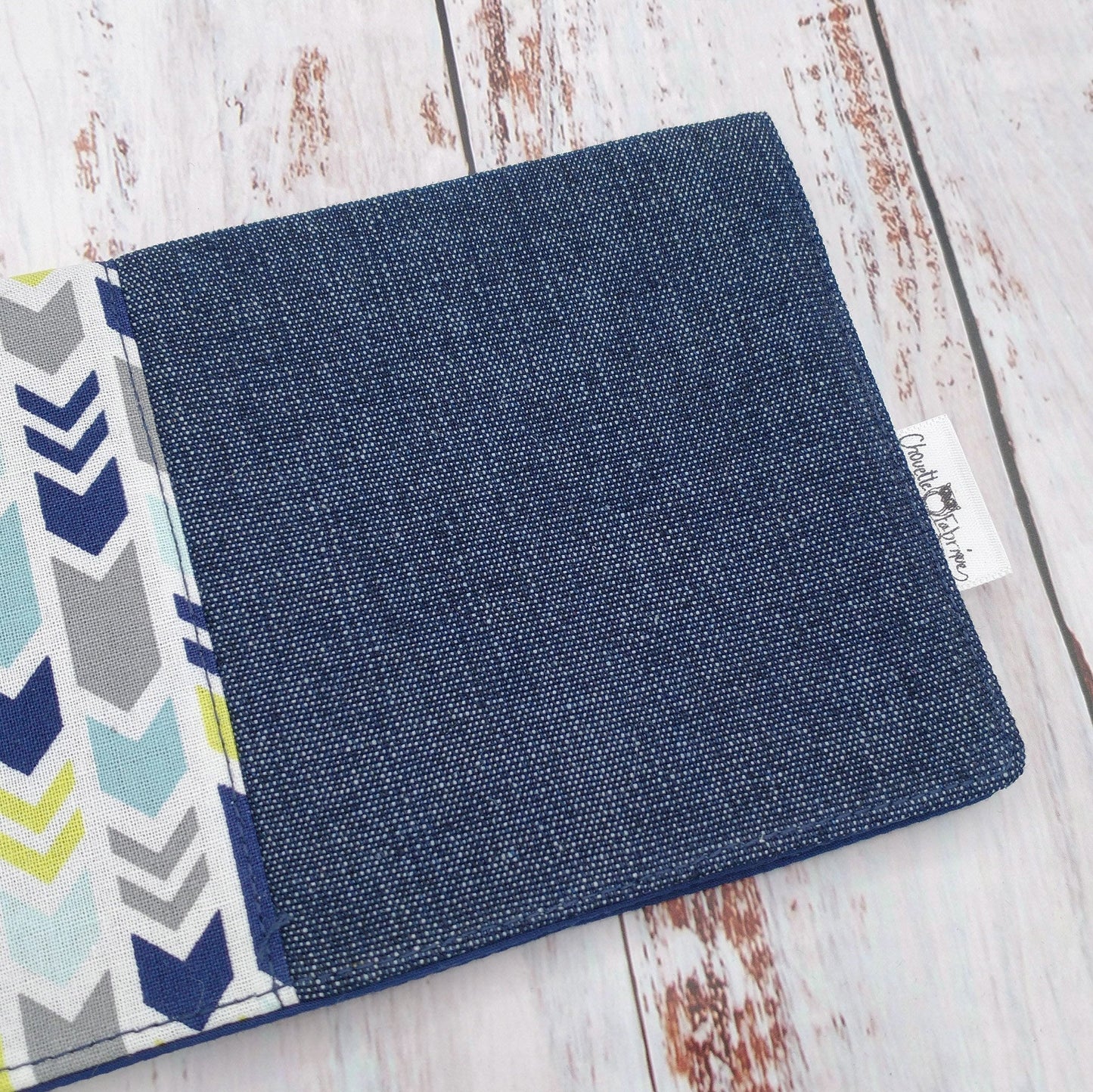 Protège-carnet de santé - Vaccination - Personnalisé - Flèches verticales - Marine, lime et bleu ciel (DENIM #2)