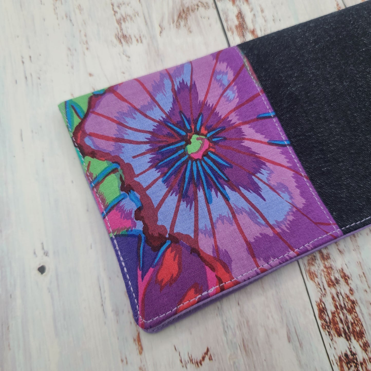 Protège-carnet de santé - Vaccination - Personnalisé - Fleurs Violet/Fuchsia/Lilas