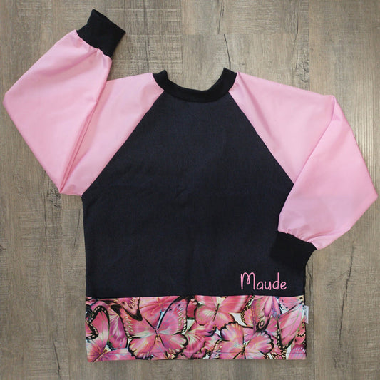 Tablier d'artiste/bricolage pour enfant avec manches et pochettes (Personnalisé avec prénom) - Manches roses - Papillons