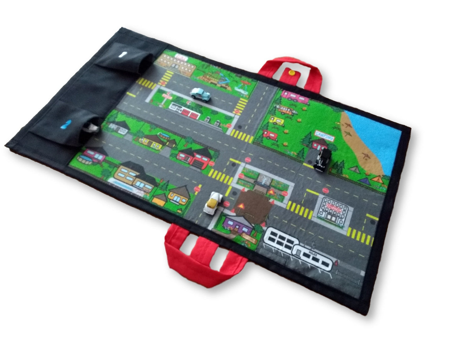 DISPONIBLE BIENTÔT ! Tapis de jeux pour petites voitures - Se transforme en valise de transport