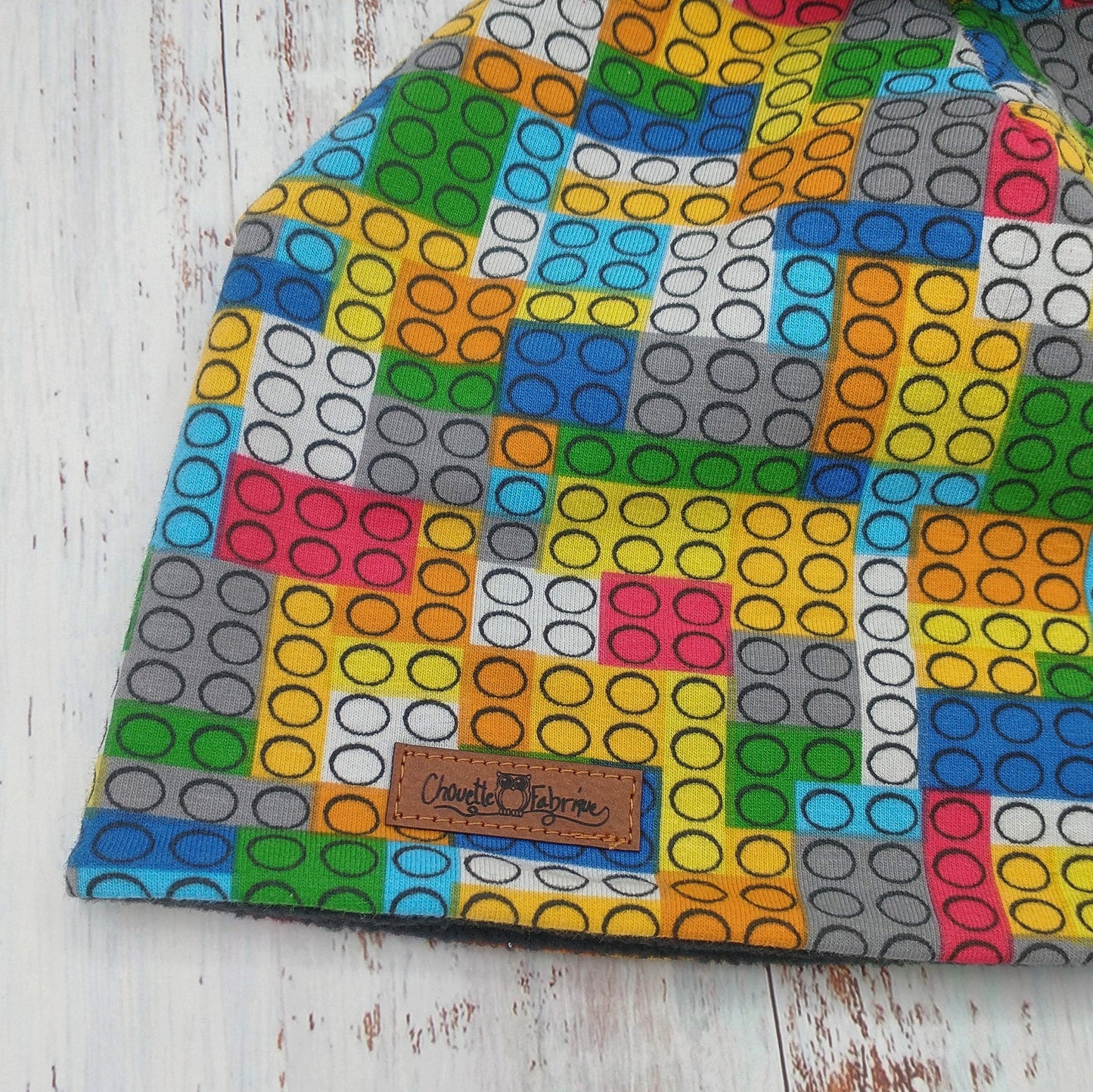 ENFANT - Tuque Printemps/Automne (JERSEY) Pompon amovible - Blocs "Style Lego"