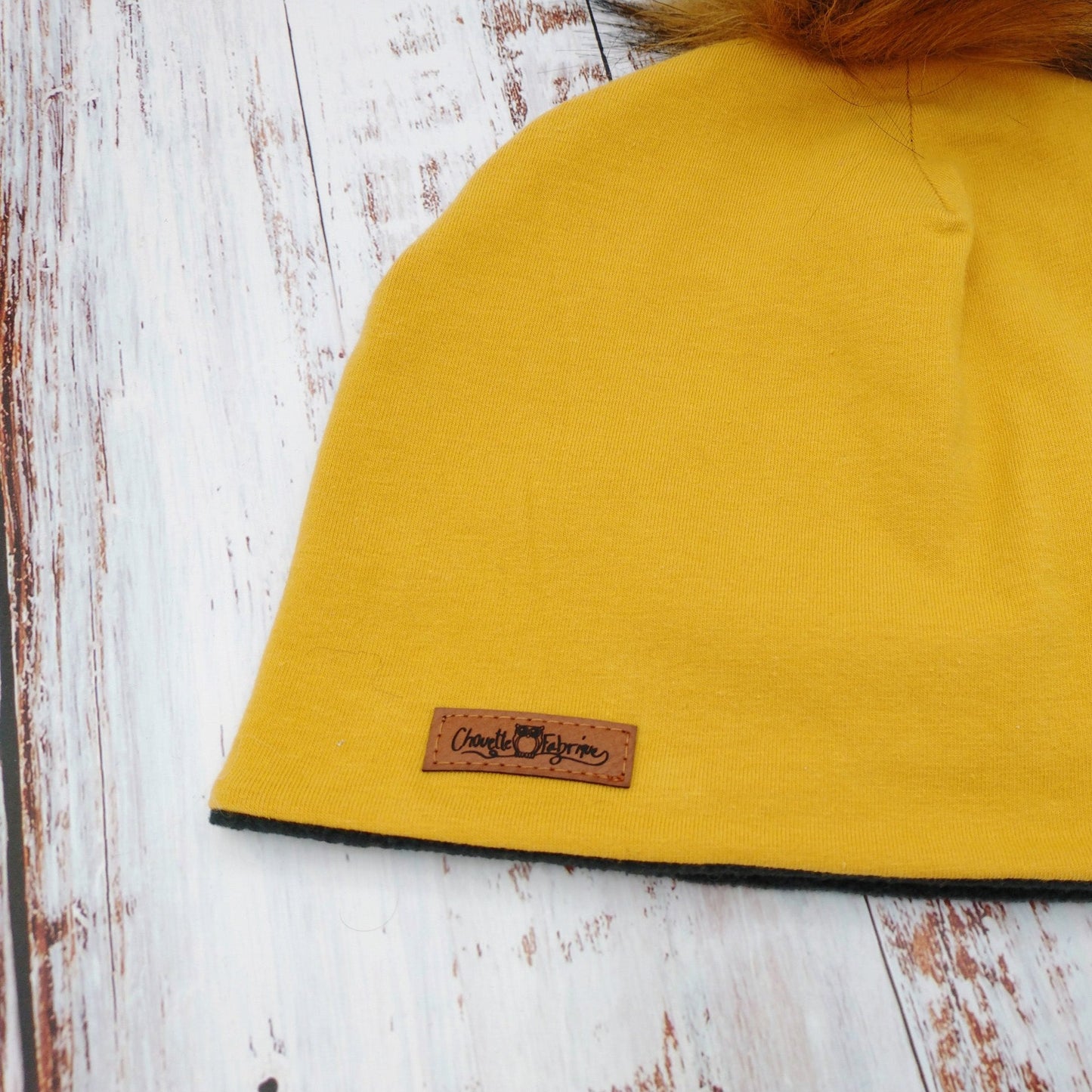 ENFANT - Tuque Printemps/Automne (JERSEY) Pompon amovible - UNIE - Moutarde