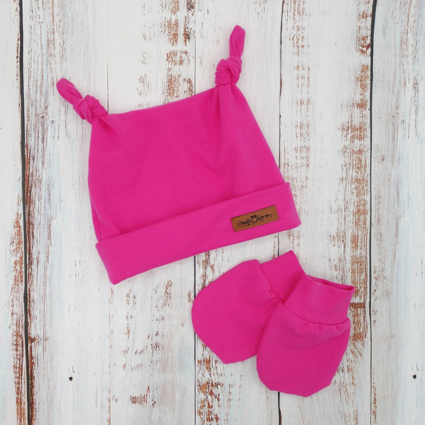 Ensemble de naissance pour bébé - Tuque (2 nœuds) et mitaines pour nouveau-né ou 0-3 mois - Fuschia