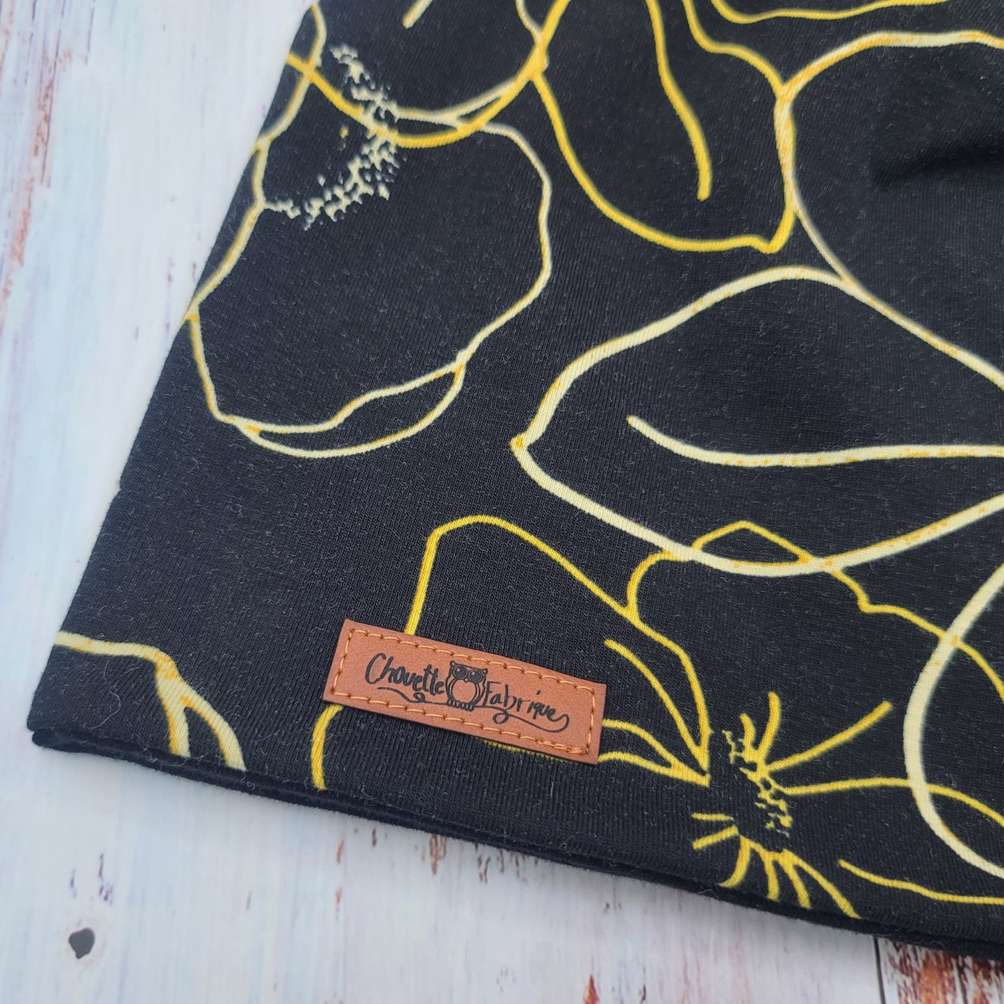 Tuque Printemps/Automne (JERSEY) Pompon amovible - Noire - Fleurs Jaunes