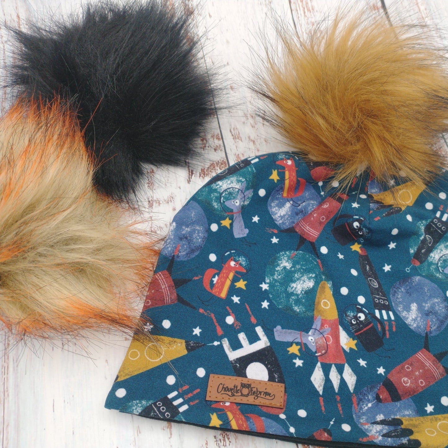 ENFANT - Tuque Printemps/Automne (JERSEY) Pompon amovible - Espace - Vaisseaux