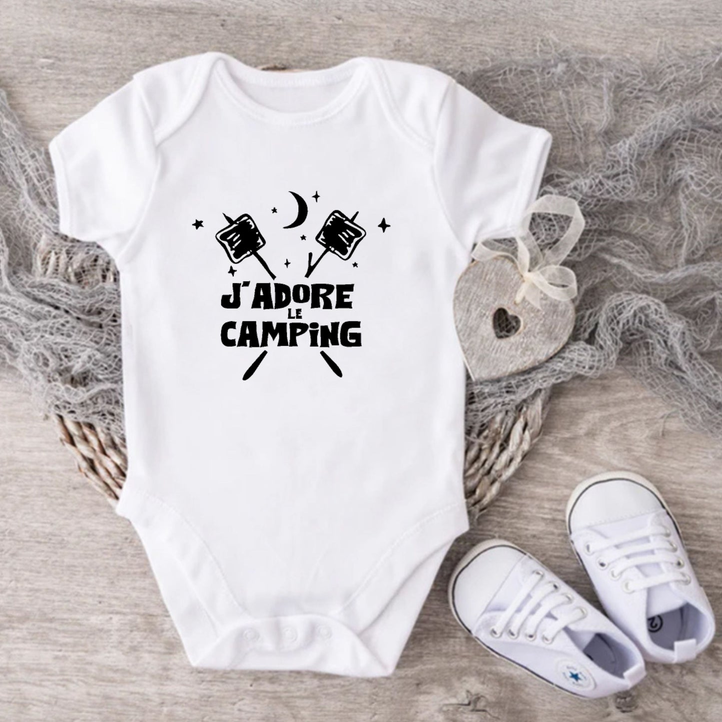 Cache-couche pour bébé - CAMPING - J'adore le camping - Guimauves et lune - V2