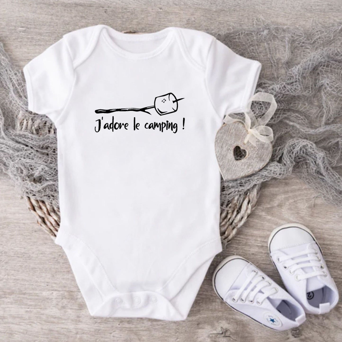Cache-couche pour bébé - CAMPING - J'adore le camping - Guimauve - V6