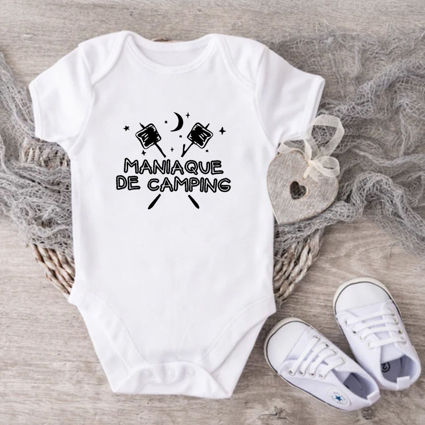 Cache-couche pour bébé - CAMPING - Maniaque de camping - Guimauves et lune - V4