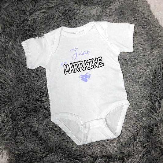 Cache-couche pour bébé - Annonce Parrain/Marraine - J'aime ma marraine (v2504)