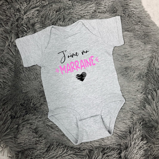 Cache-couche pour bébé - Annonce Parrain/Marraine - J'aime ma marraine (v2505)