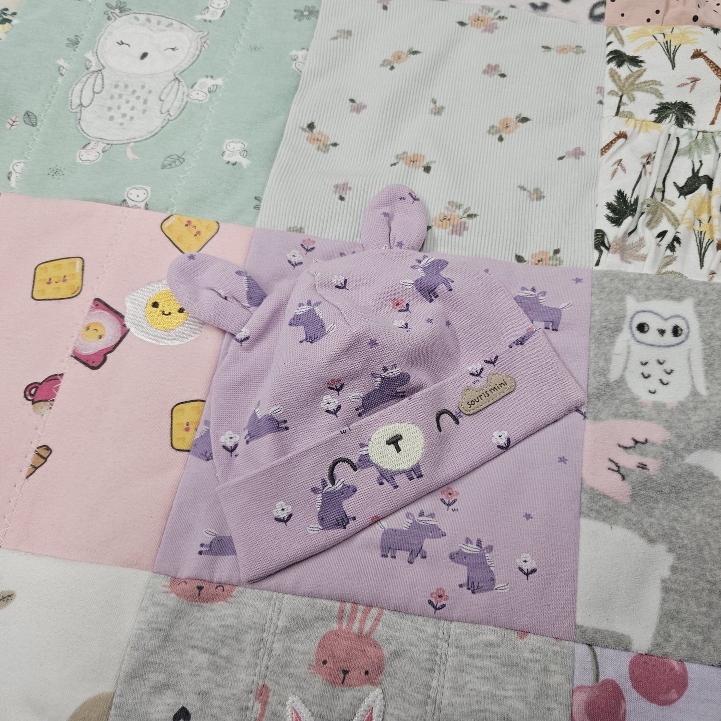 Couverture "Souvenirs" - Format Jeté (Throw Blanket) - Environ 50 x 60 pouces