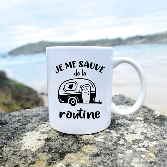 Décalque de vinyle - JE ME SAUVE DE LA ROUTINE - ROULOTTE (coeur)