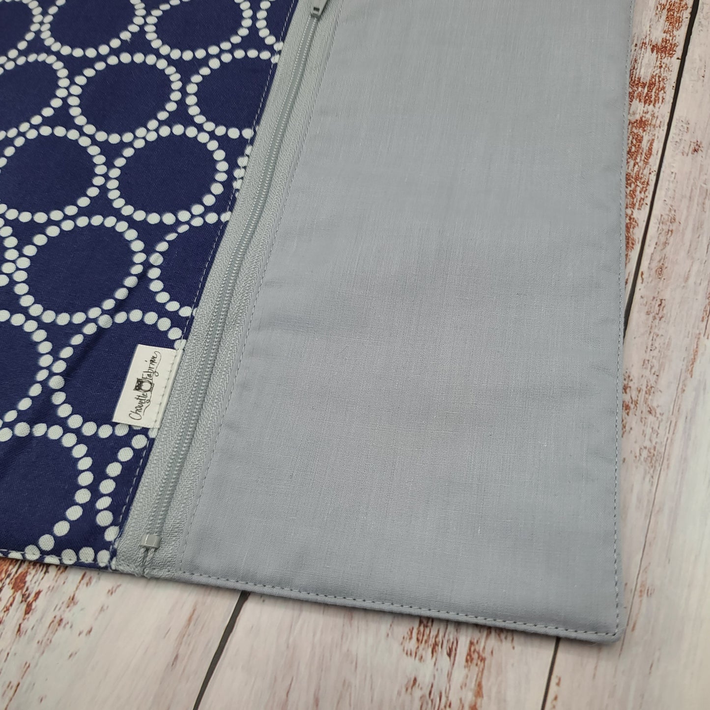 Napperon personnalisé (Couleur d'impression au choix) - Cercles - Marine et Gris pâle - Pochette grise pâle