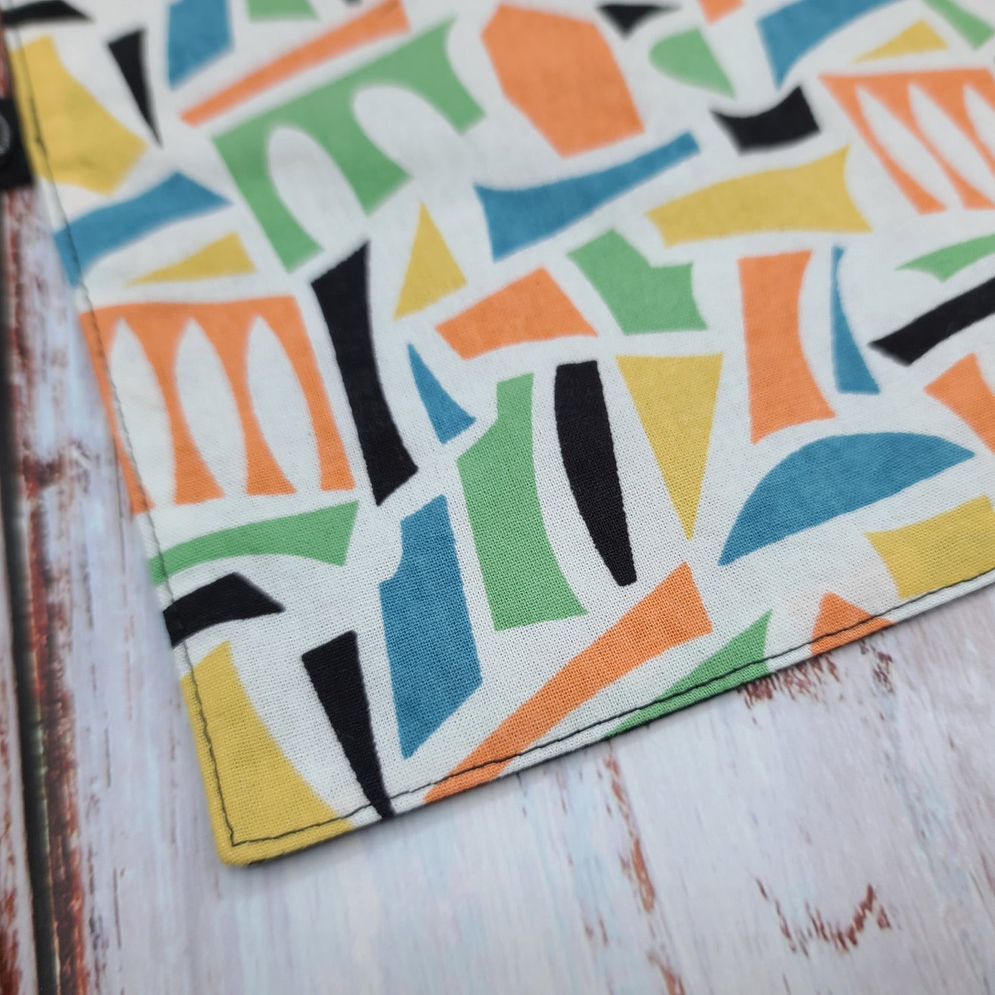 Napperon personnalise (Couleur d'impression au choix) - Formes géométriques multi couleurs- Pochette noire