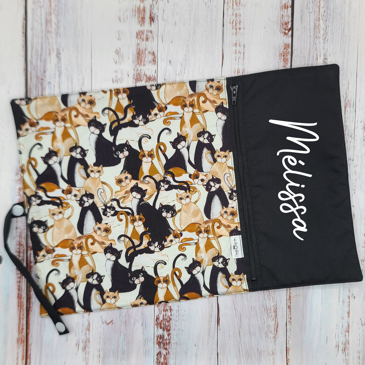 Napperon personnalisé (Couleur d'impression au choix) - Chats Bruns & Noirs - Pochette noire