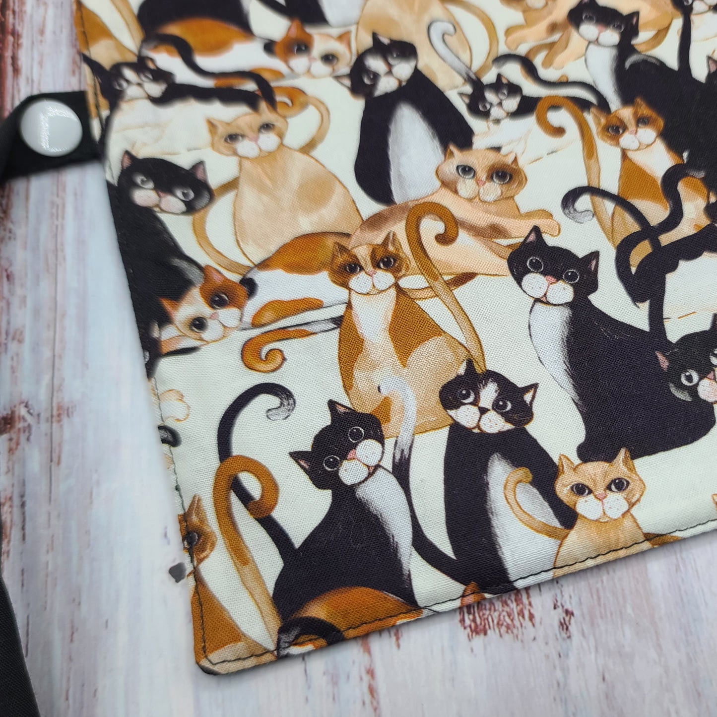 Napperon personnalisé (Couleur d'impression au choix) - Chats Bruns & Noirs - Pochette noire