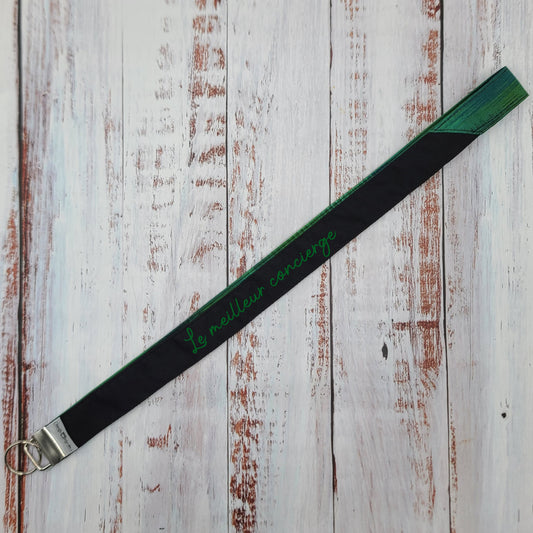 Porte-clé personnalisé (Prénom, Nom, Petite pensée, Enseignants, Merci) - Dragonne - Motifs hachurés noir, teal, vert et lime - Bande noire