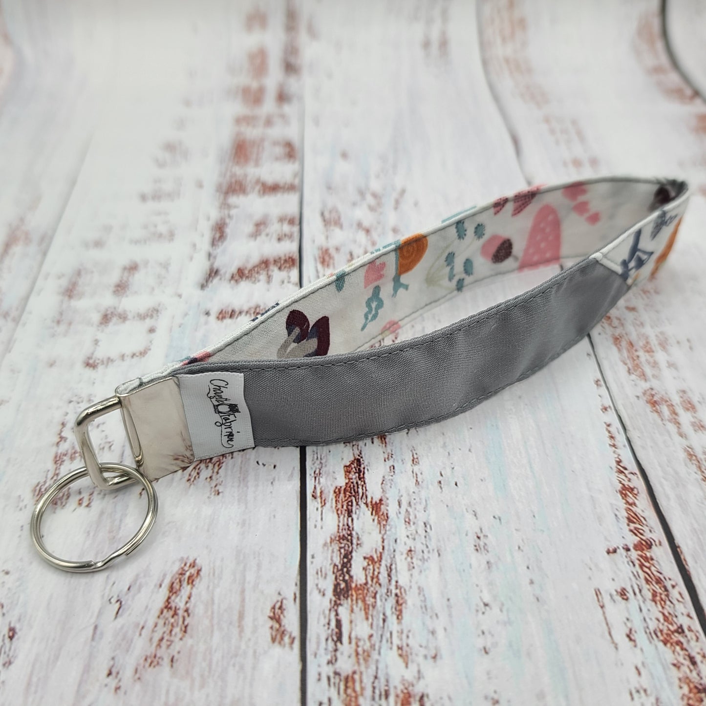 Porte-clé - PERSONNALISÉ - Dragonne - Poignet - Nature douce -  Hérissons & Lièvres - Bande grise