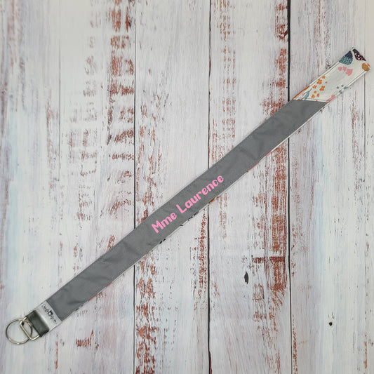 Porte-clé personnalisé (Prénom, Nom, Petite pensée, Enseignants, Merci) - Dragonne - Nature douce - Hérissons & Lièvres - Bande grise