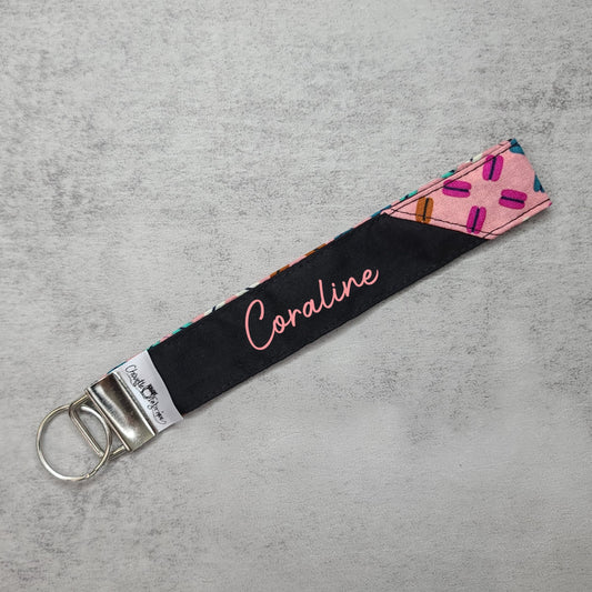 Porte-clé - PERSONNALISÉ - Dragonne - Poignet - Macarons - Bande noire