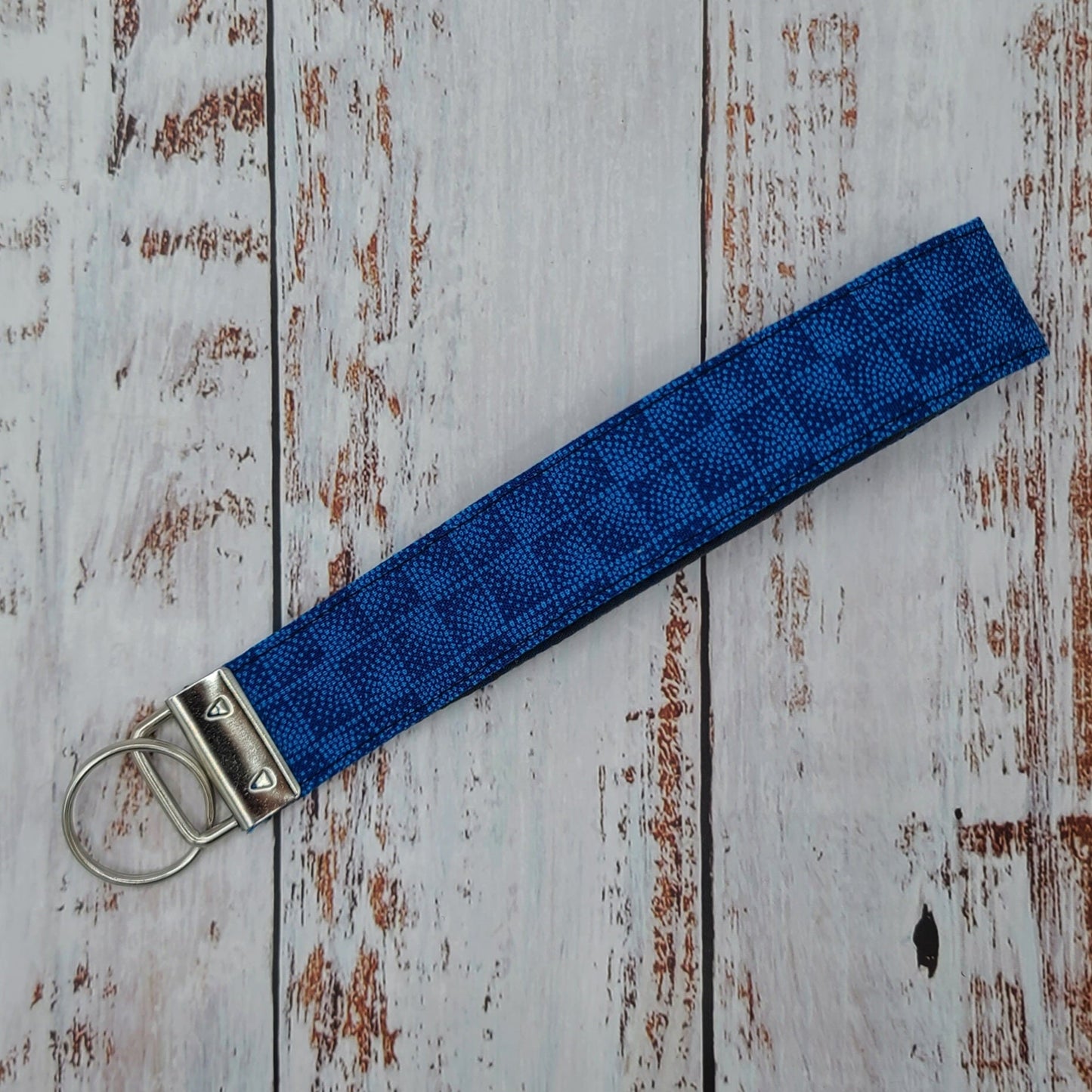 Porte-clé - PERSONNALISÉ - Dragonne - Poignet - Motifs Bleu royal et marin - Bande grise foncée