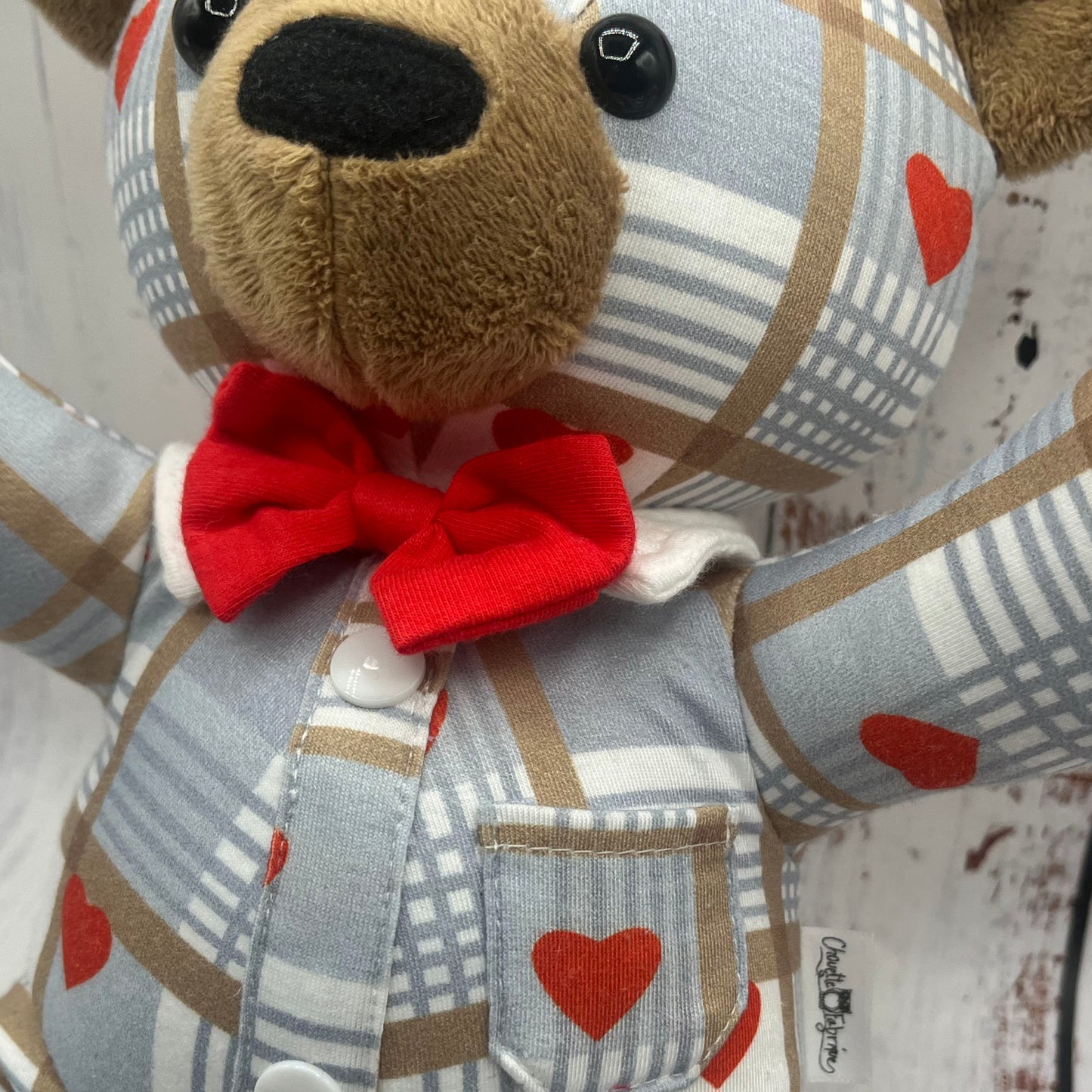 Peluche - Toutou - Ourson (9" Assis) - Souvenirs / Mémoires (1-2 pyjamas à pattes requis ou l'équivalent)