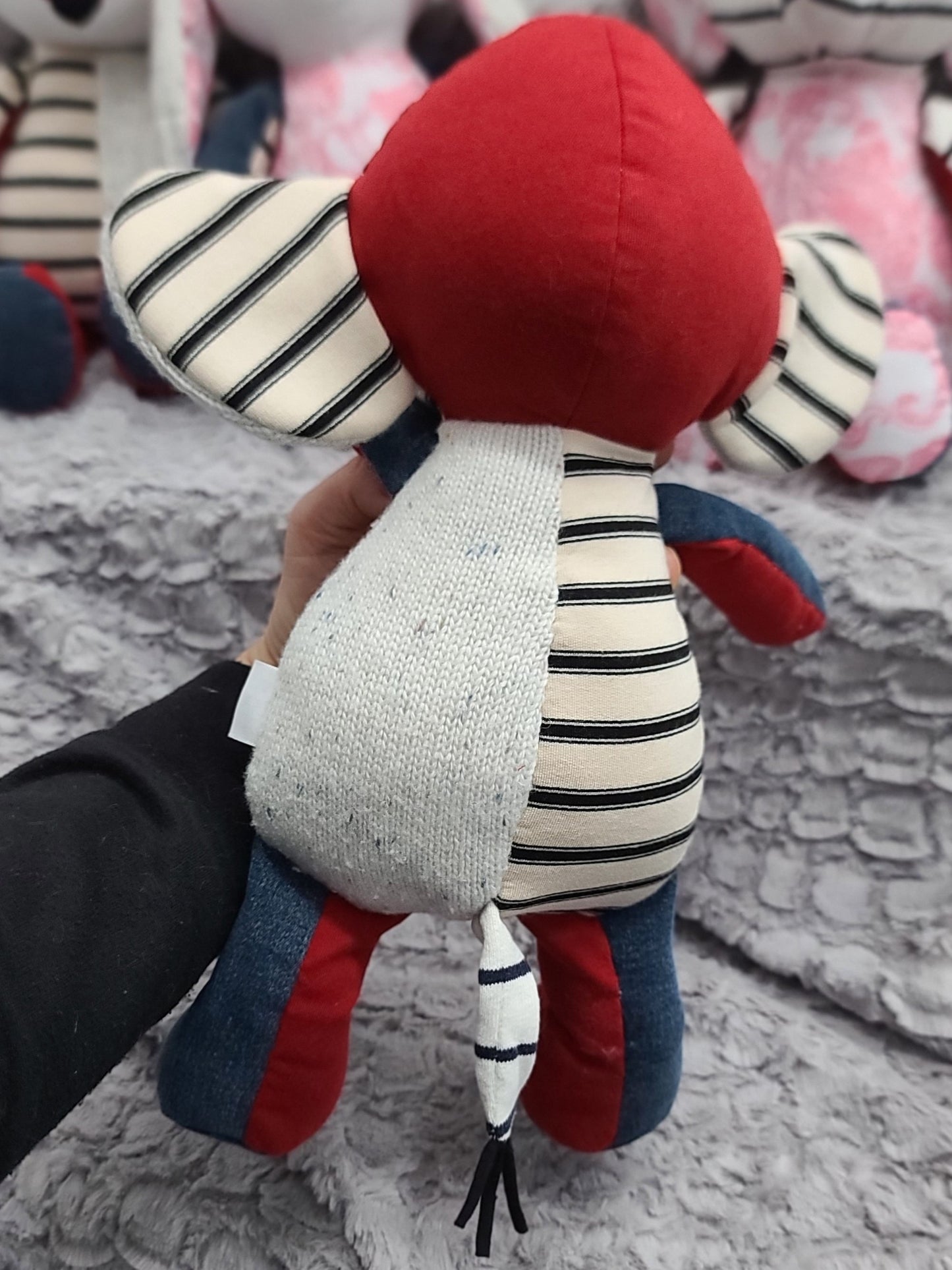 Peluche - Toutou - Éléphant (15") - Souvenirs / Mémoires