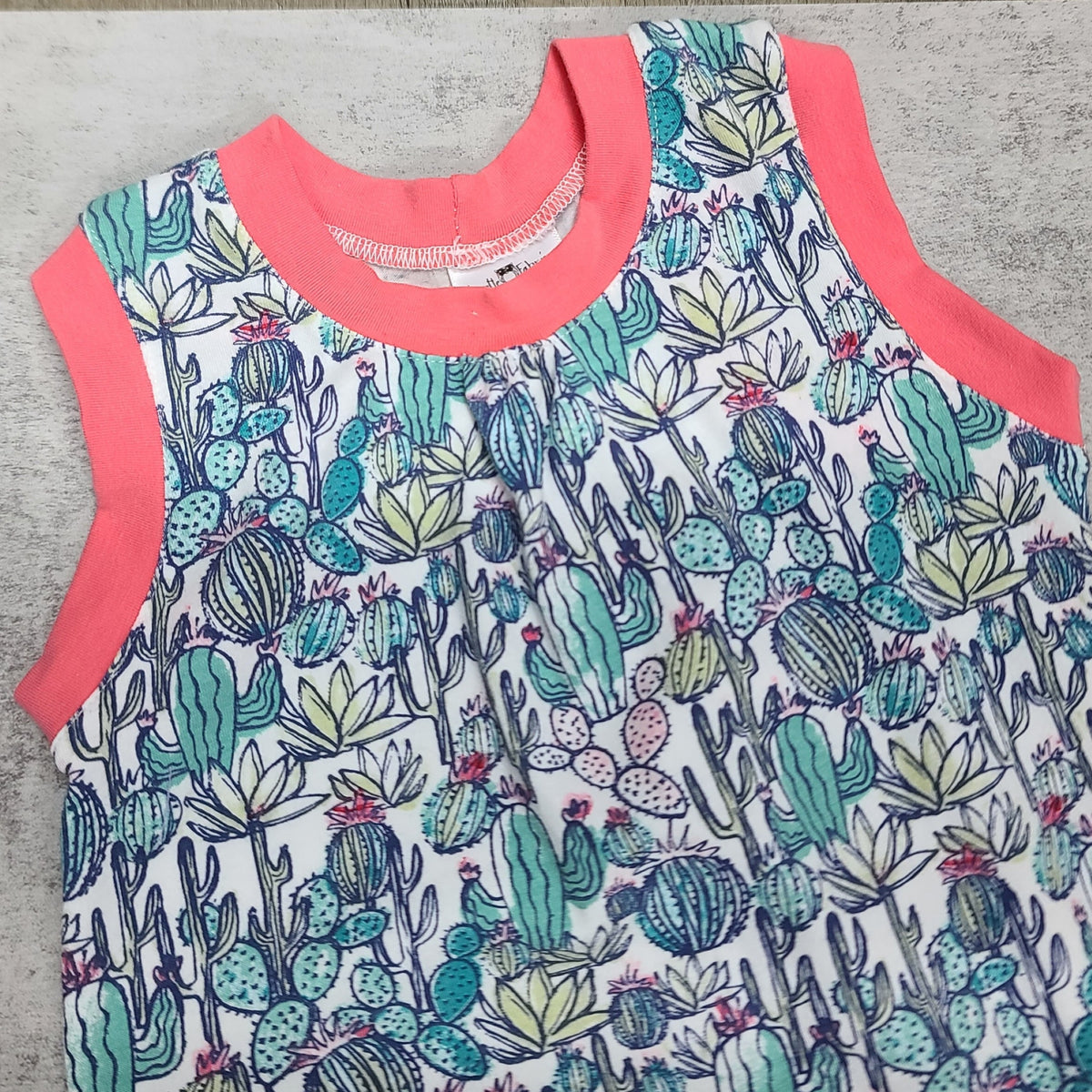 Robe d'été - ENFANT - Grandeur 2T - ANANAS