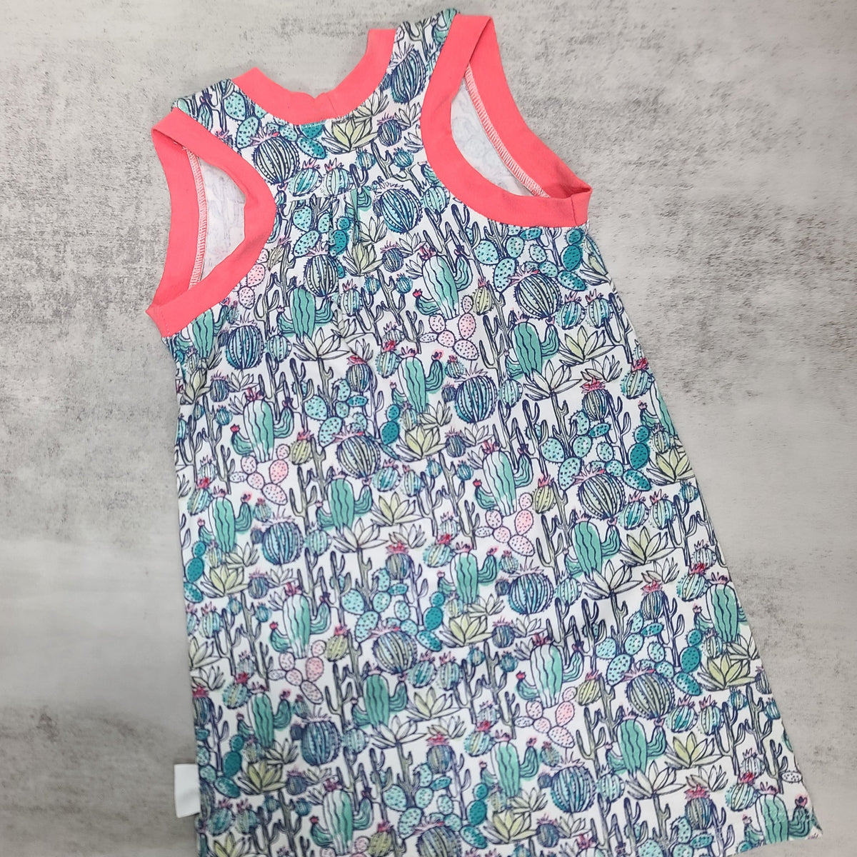 Robe d'été - ENFANT - Grandeur 2T - ANANAS