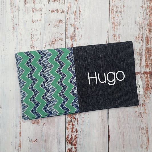 Protège-carnet de santé - Vaccination - Personnalisé - Géométrique - Chevrons marine & vert