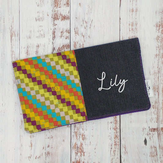 Protège-carnet de santé - Vaccination - Personnalisé - Géométrique - Minis Carreaux - Violet, bleu, moutarde et olive