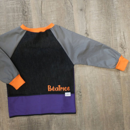 Tablier d'artiste/bricolage pour enfant avec manches et pochettes (Personnalisé avec prénom) - Manches grises - Violet - Orange