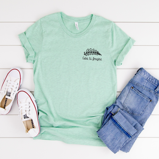 T-shirt unisexe à col rond - Gère ta fougère - Impression "pochette" - Choix de Couleurs Tissu et Dessin